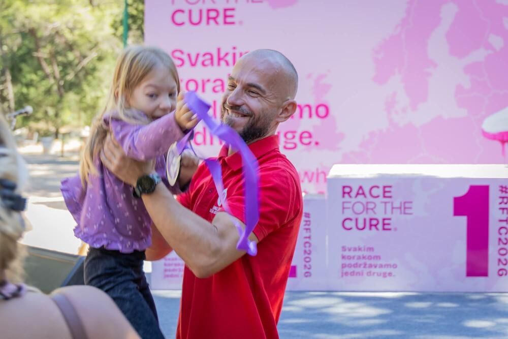 <p>Događaj je organizovala nevladina organizacija (NVO) Brini o sebi, pod licencom Think Pink Europe</p>
