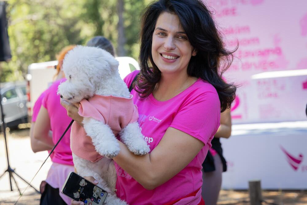 <p>Događaj je organizovala nevladina organizacija (NVO) Brini o sebi, pod licencom Think Pink Europe</p>