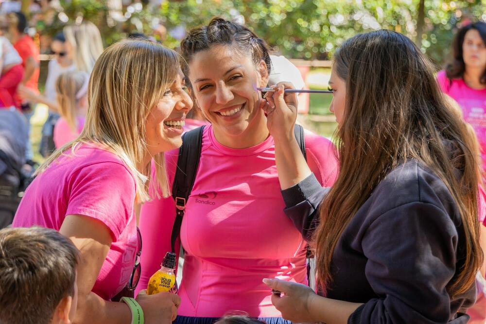 <p>Događaj je organizovala nevladina organizacija (NVO) Brini o sebi, pod licencom Think Pink Europe</p>