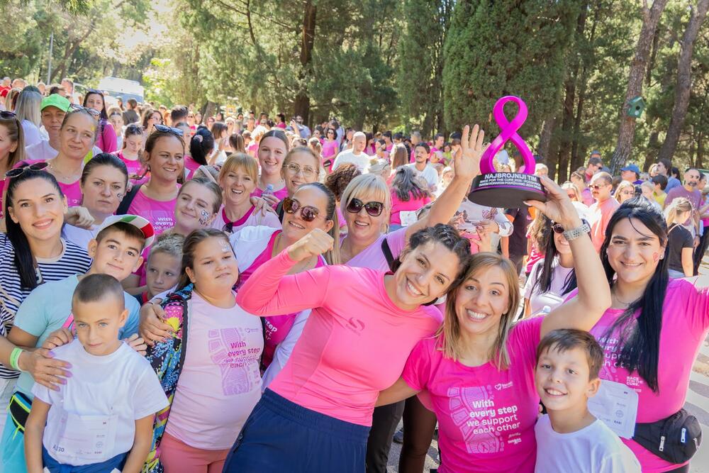 <p>Događaj je organizovala nevladina organizacija (NVO) Brini o sebi, pod licencom Think Pink Europe</p>