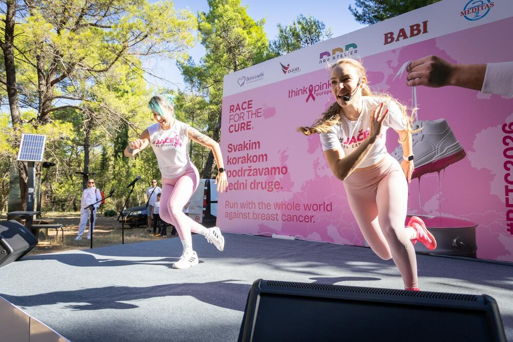 <p>Događaj je organizovala nevladina organizacija (NVO) Brini o sebi, pod licencom Think Pink Europe</p>