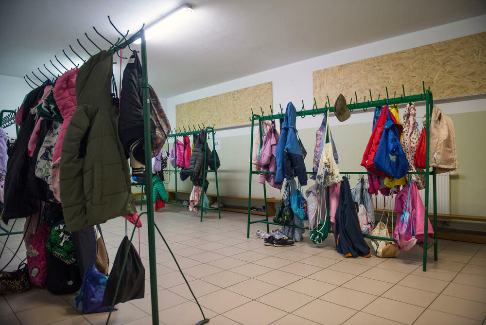 Školska garderoba pretvorena u improvizovano sklonište u Dorohusku