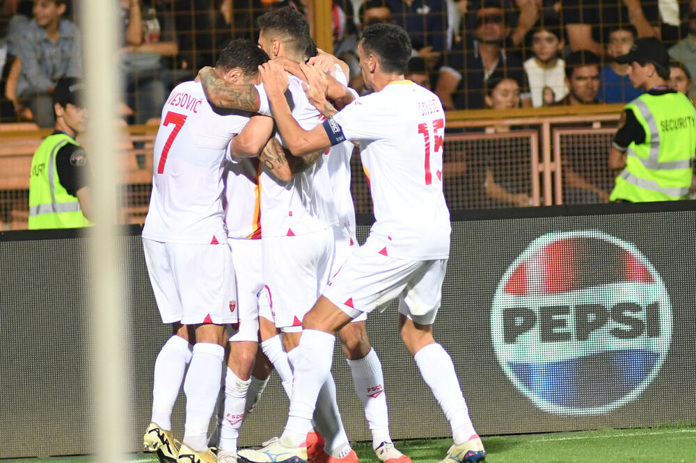 Slavlje nakon Latkovićevo gola i akcije za pamćenje, Foto: FSCG