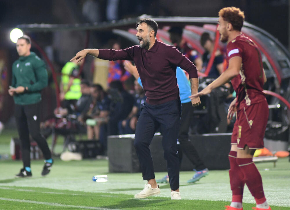 <p>Crnogorski fudbaleri pobijedili su Jermeniju u Jerevanu 3:2, u meču drugog kola Lige nacija.</p>  <p>Neke kadrove iz oba poluvremena, uključujući i slavlja naših fudbalera kod sva tri gola, pogledajte u foto-galeriji.</p>