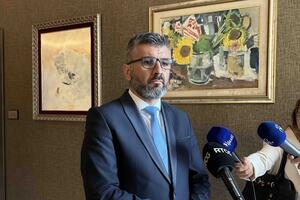 Žugić siguran da će dogovoriti model prihvatljiv opštinama i...