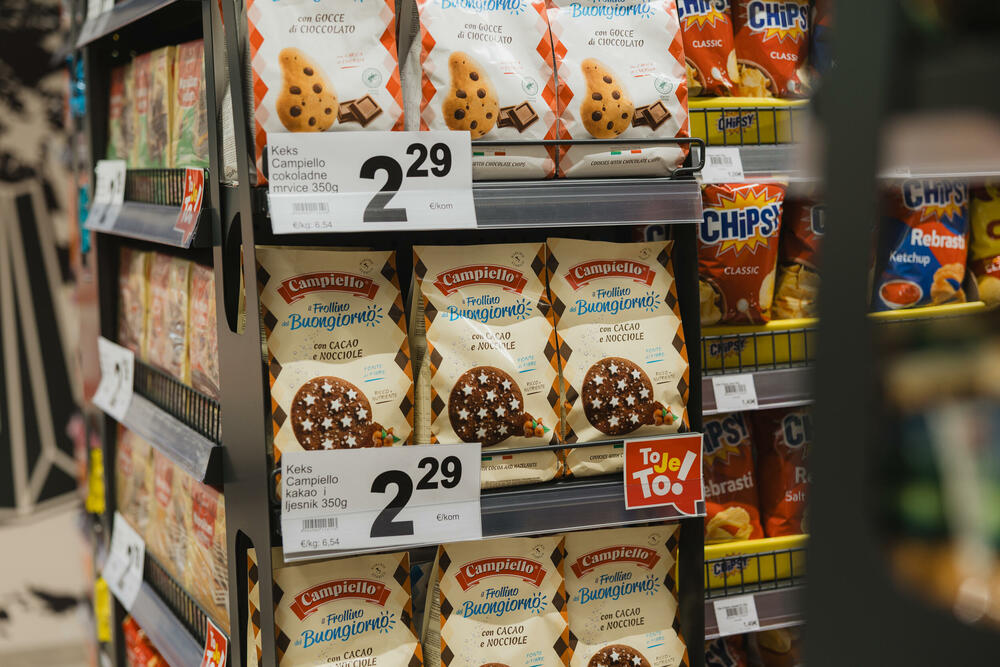 <p>Berane je danas dobilo svoj prvi Aroma market, koji je otvoren na lokaciji Park IV bb.</p>