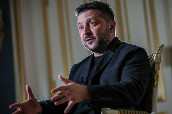 Zelenski: Ukrajina će pojačati napade na ruske rafinerije nafte,...