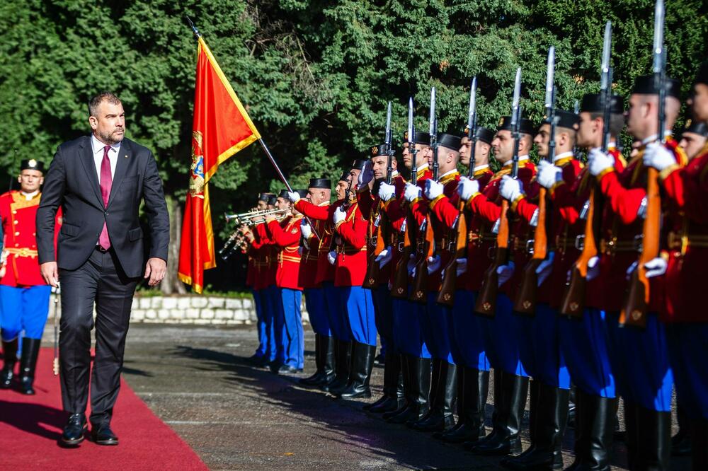 Smanjen broj ugovora o djelu: Dragan Krapović, Foto: Ministarstvo odbrane/ivan Vukićević