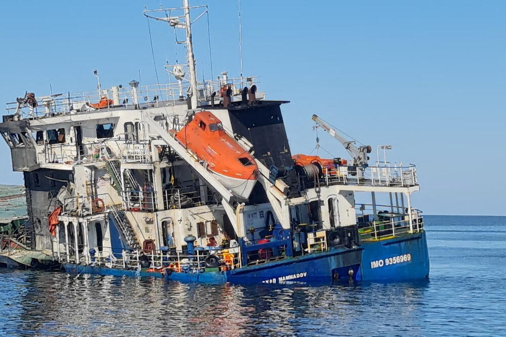 Oštećeni brod "Rojad Mamadov", Foto: Reuters
