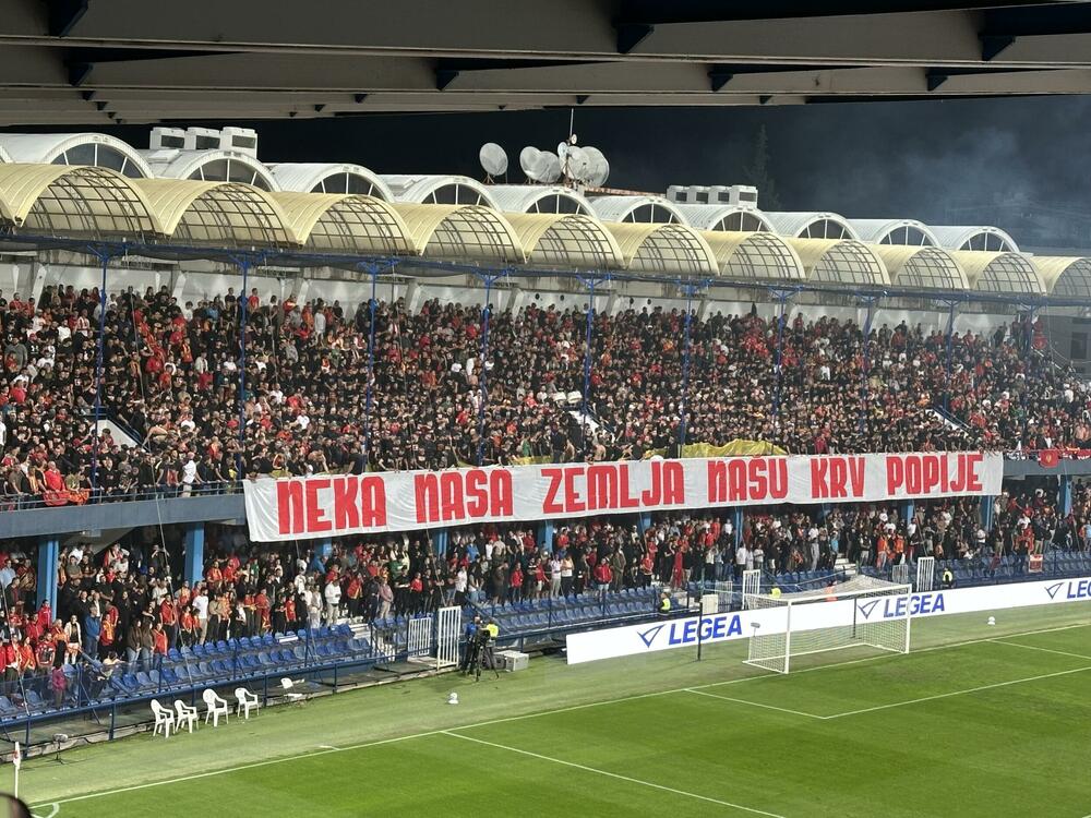 Navijači Crne Gore