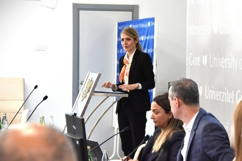 Irena Orović senatorima predstavila trogodišnji program rada, Foto: ucg.ac.me
