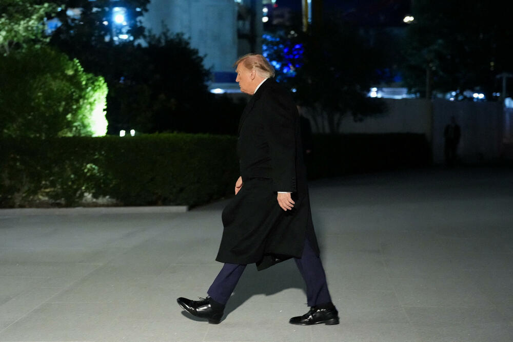 Tramp u Vašingtonu po dolasku iz Nebraske, Foto: Reuters