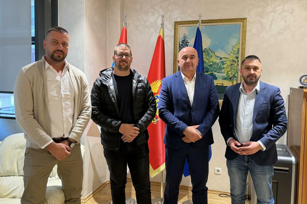 Učesnici sjednice, Foto: Ministarstvo poljoprivrede, šumarstva i vodoprivrede