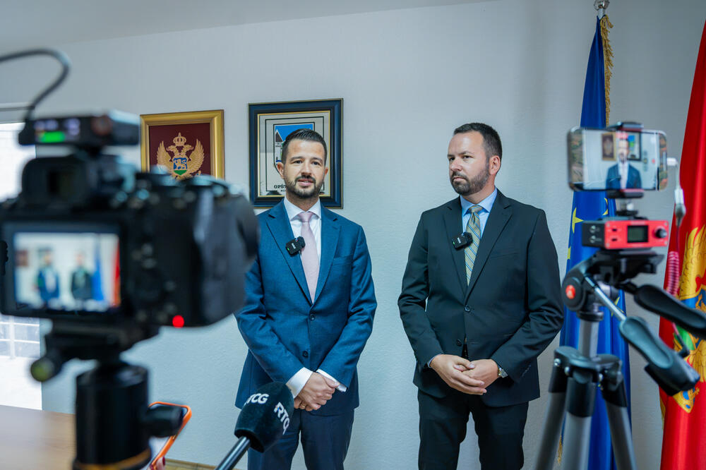 Milatović i predsjednik Opština Plav Nihad Canović, Foto: Kancelarija za odnose s javnošću predsjednika Crne Gore