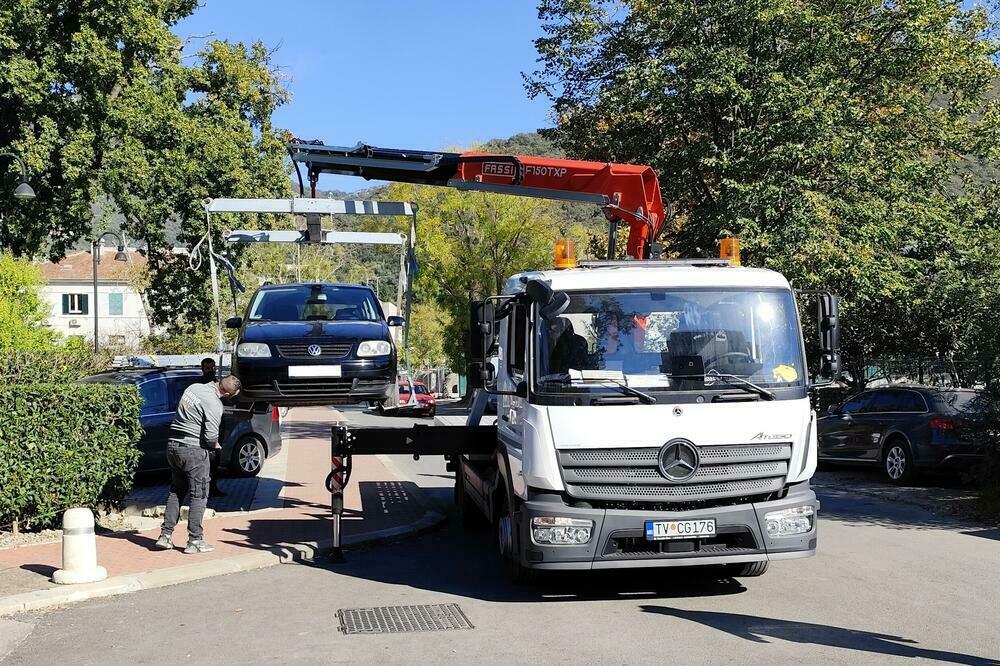 &ldquo;Pauk&rdquo; na djelu u Tivtu, Foto: Siniša Luković