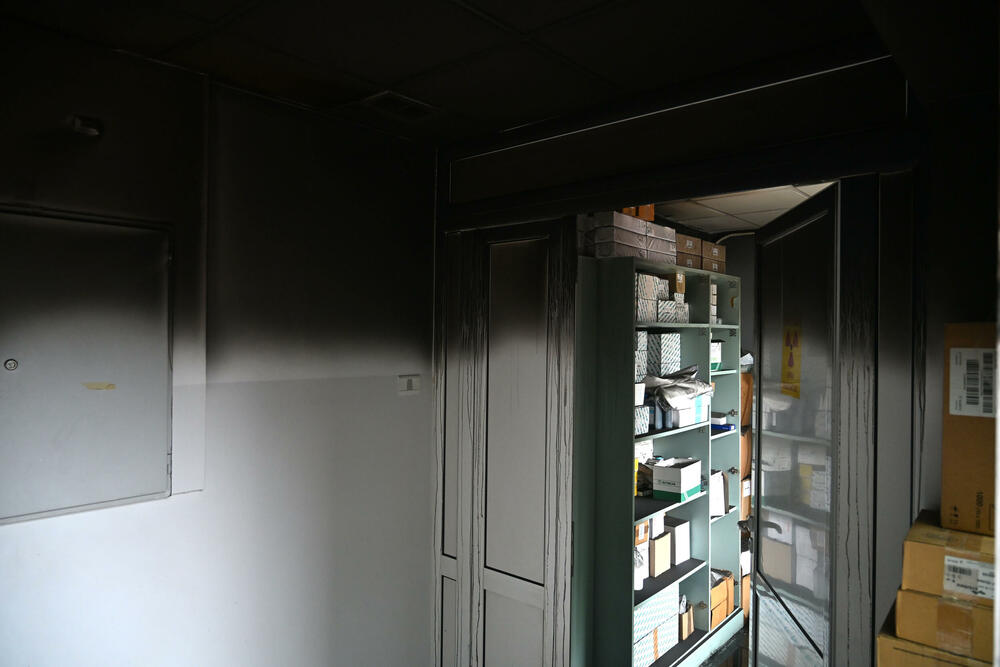 <p>Direktor Kliničkog centra Crne Gore (KCCG) Saša Radović kaže da su i pacijenti i zaposleni na sigurnom</p>