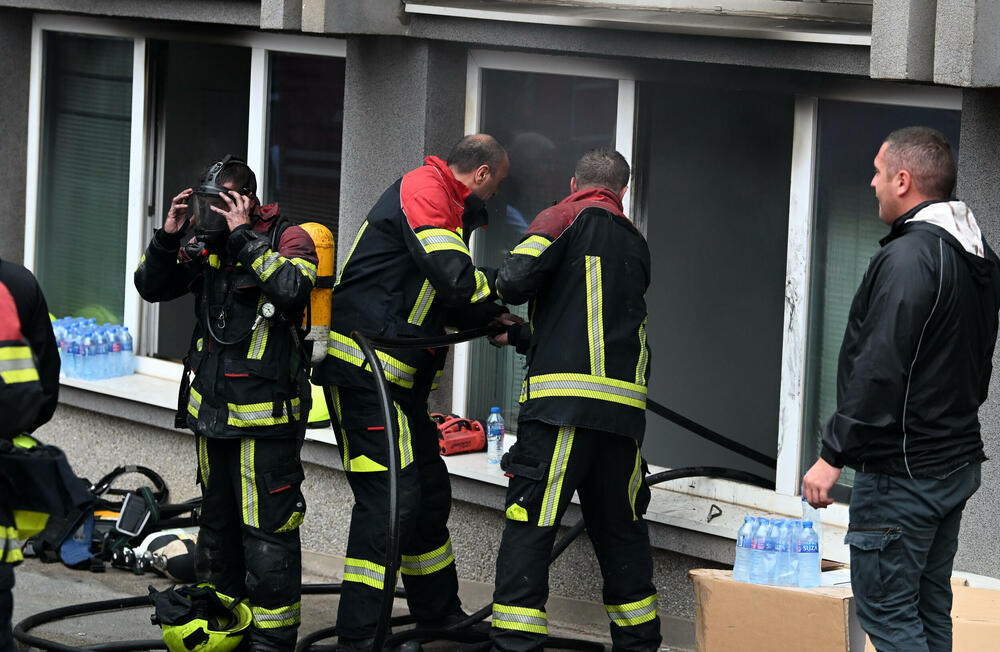 <p>Direktor Kliničkog centra Crne Gore (KCCG) Saša Radović kaže da su i pacijenti i zaposleni na sigurnom</p>
