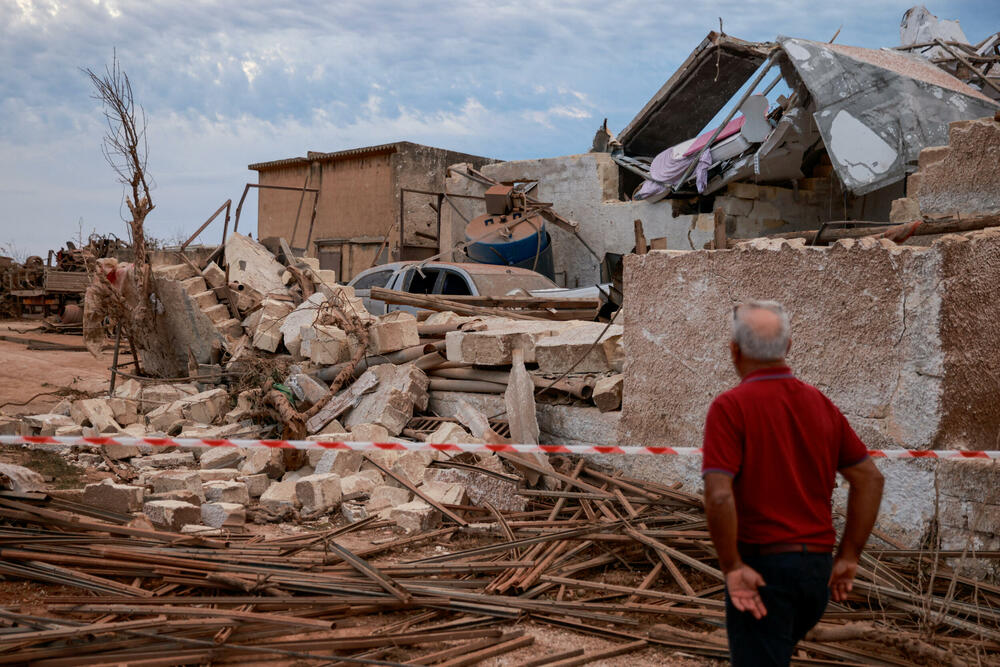 <p>Među najteže povrijeđenima je 70-godišnji muškarac koji je primljen u bolnicu u gradu Mazara del Valo u kritičnom stanju, sa više preloma</p>
