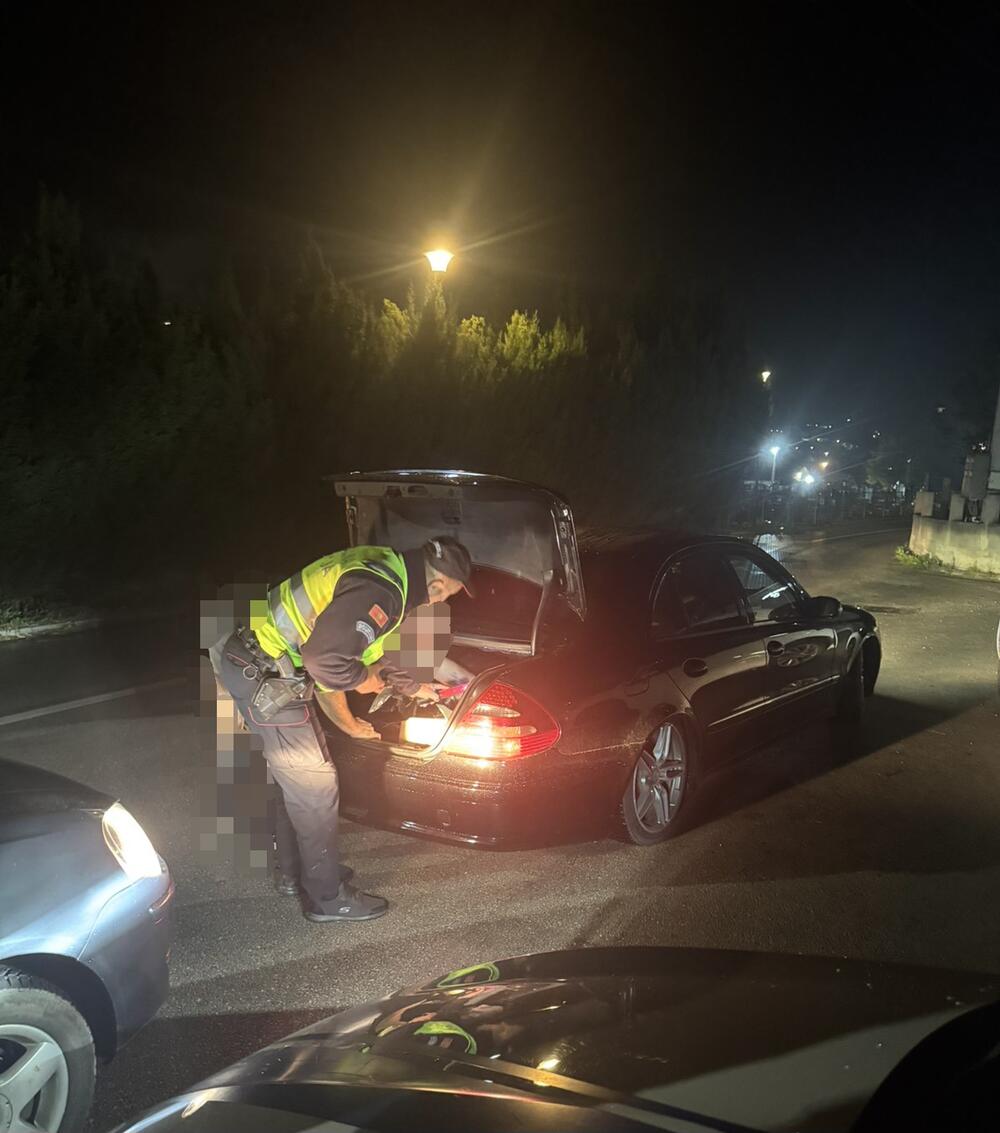 <p>Policija kontrolisala vozače, ugostiteljske objekte, kazina...</p>