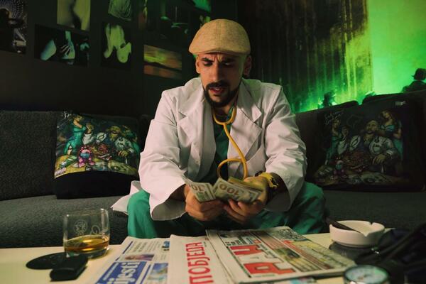 Novi Randomov spot donosi satirični prikaz zdravstvenog sistema