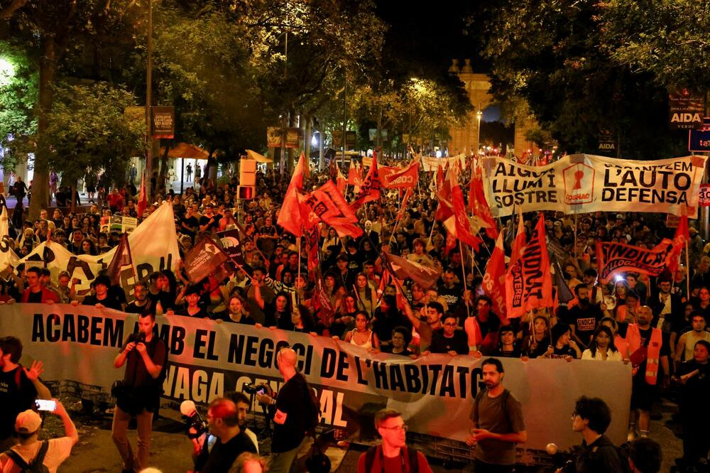 Sa protesta u Madridu, oktobar 2026, Foto: Rojters