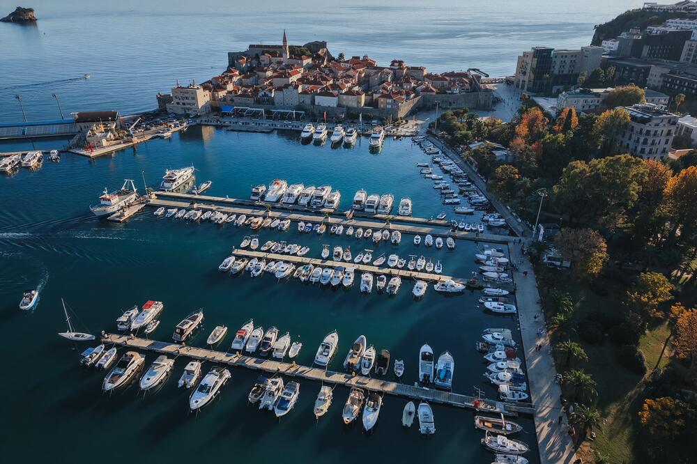 Luka Budva, Foto: Morsko dobro