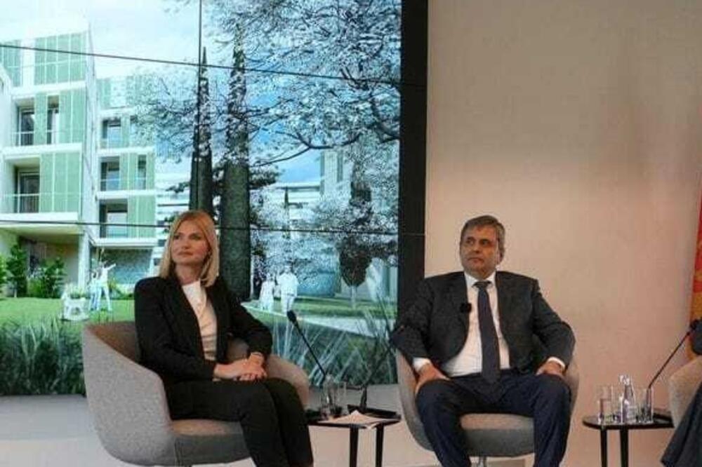 Đurišić i Radunović na predstavljanju idejnog rješenja, Foto: Ministarstvo prostornog planiranja, urbanizma i državne imovine