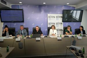 Ćutanje uprave građane i medije može skupo koštati