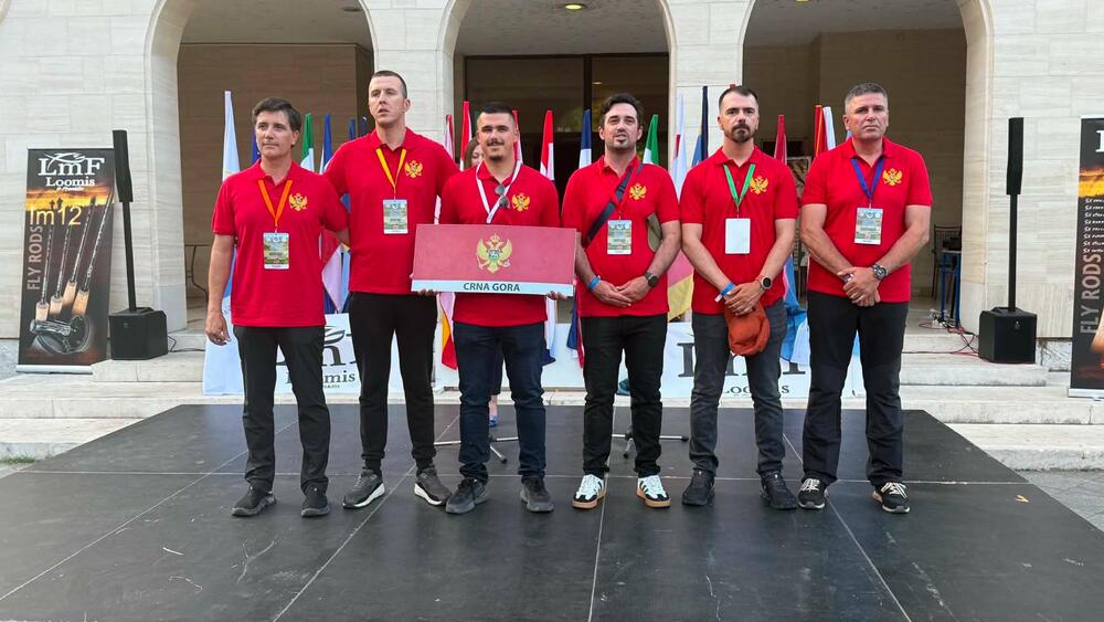 U posljednjoj, petoj sesiji našoj ekipi i MIćoviću izmakle medalje na 30. EP