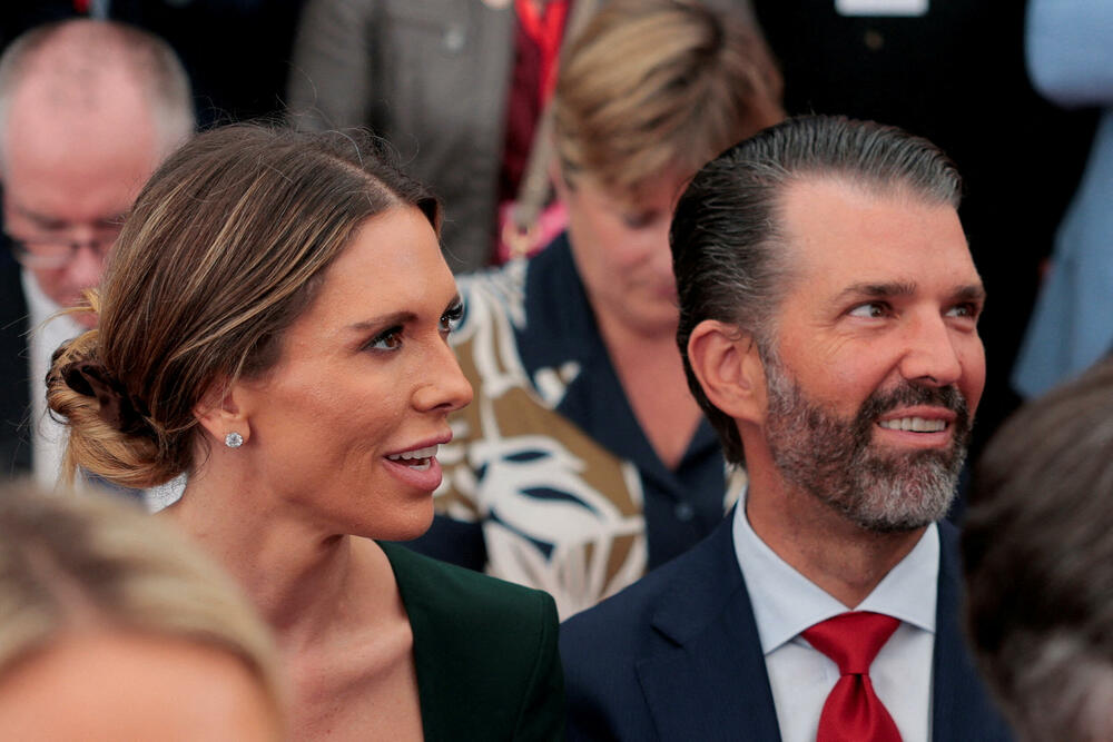 Donald Tramp junior sa partnerkom
