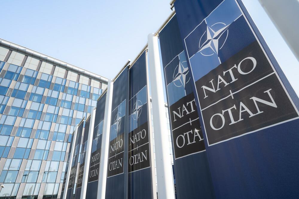 Sporni oglasi prikazivani su i korisnicima u mrežama NATO-a 