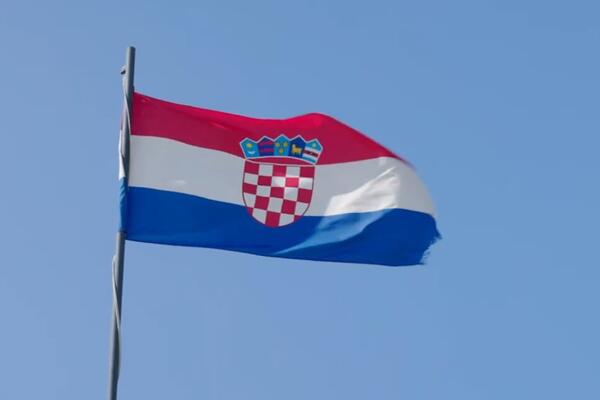 Hrvatska pojačava pritisak, crnogorska vlast počela da ispunjava...