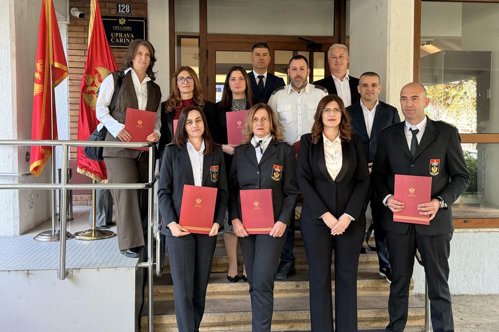 Nagrađeni službenici, Foto: Uprava carina