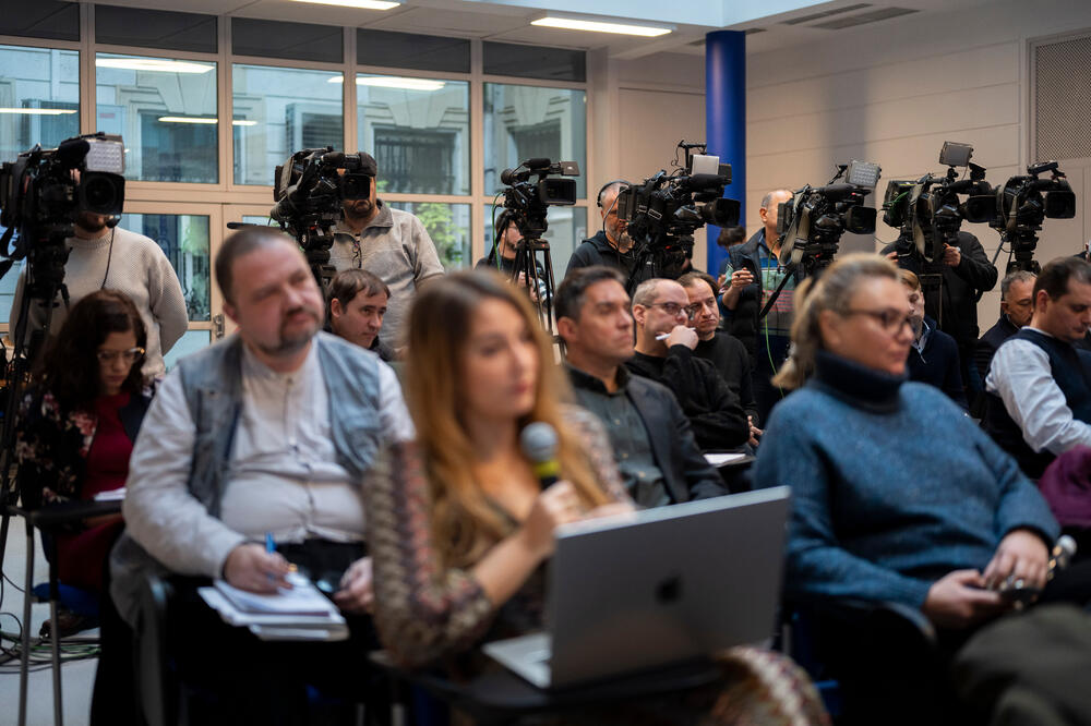 Mađarski novinari tokom presa vlade, Foto: Rojters