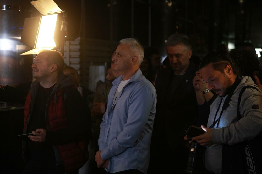 <p>Zamjenik glavnog urednika Nova.rs Ratko Femić rekao je u govoru da neće prestati da objavljuje istinu</p>
