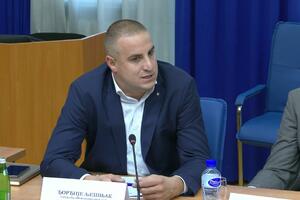 Lješnjak: Problemi crnogorskih prevoznika se gomilaju, odluke van...
