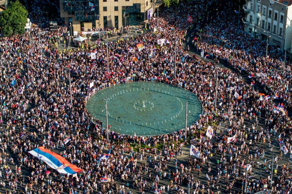 Skup u organizaciji studenata na Trgu Slavija u junu 2025. bio je jedan od najmasovnijih tokom dvije godine društveno-političke krize u Srbiji, Foto: REUTERS/Djordje Kojadinovic
