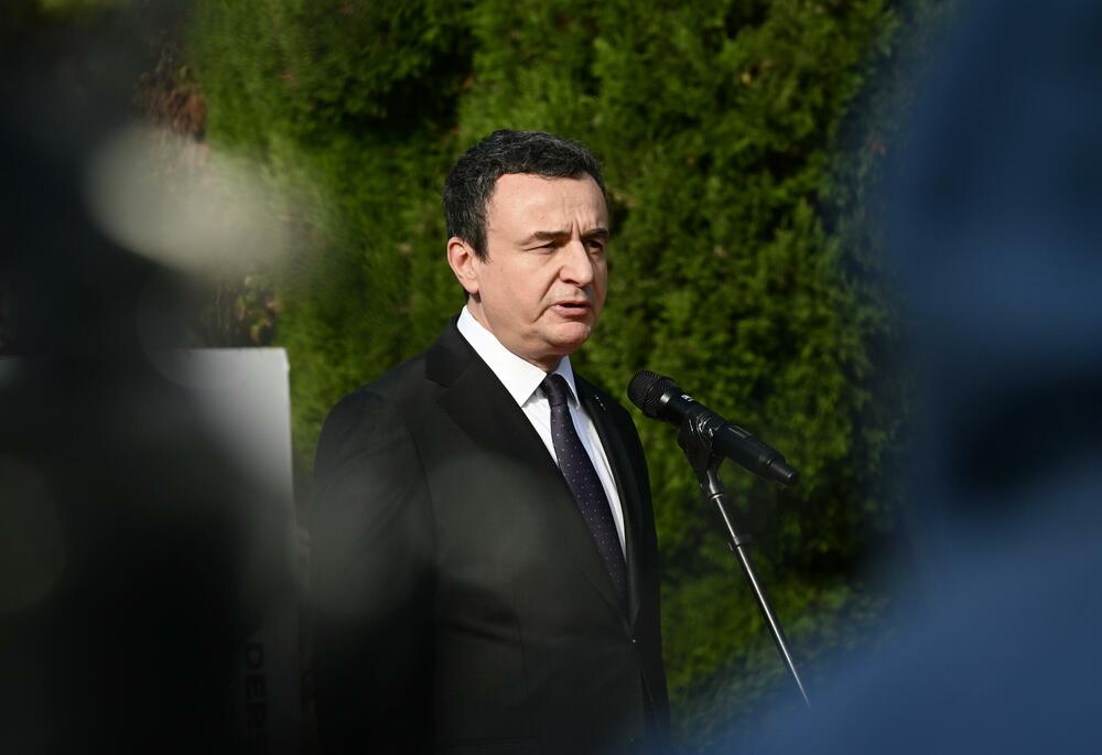 <p>Crna Gora je danas bila domaćin Samita lidera Berlinskog procesa. U Miločeru su se okupili lideri Zapadnog Balkana, predstavnici država Evropske unije i međunarodnih organizacija.</p>  <p>Pogledajte fotografije koje je zabilježio foto reporter "Vijesti" Risto Božović.</p>