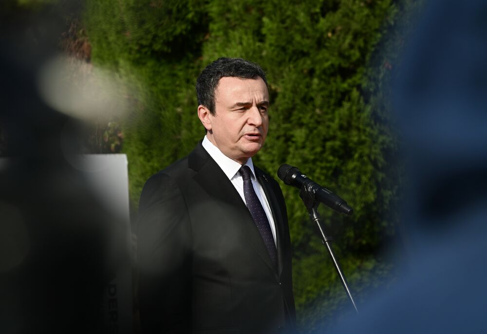 <p>Crna Gora je danas bila domaćin Samita lidera Berlinskog procesa. U Miločeru su se okupili lideri Zapadnog Balkana, predstavnici država Evropske unije i međunarodnih organizacija.</p>  <p>Pogledajte fotografije koje je zabilježio foto reporter "Vijesti" Risto Božović.</p>