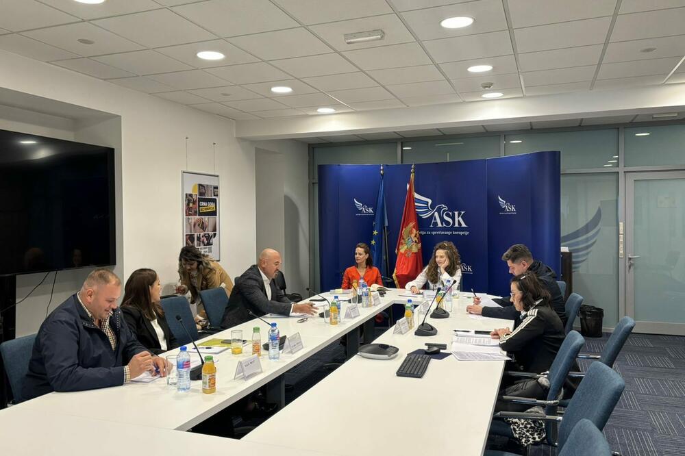 Sa jedne od ranijih sjednica Savjeta ASK-a, Foto: Jelena Kočanović