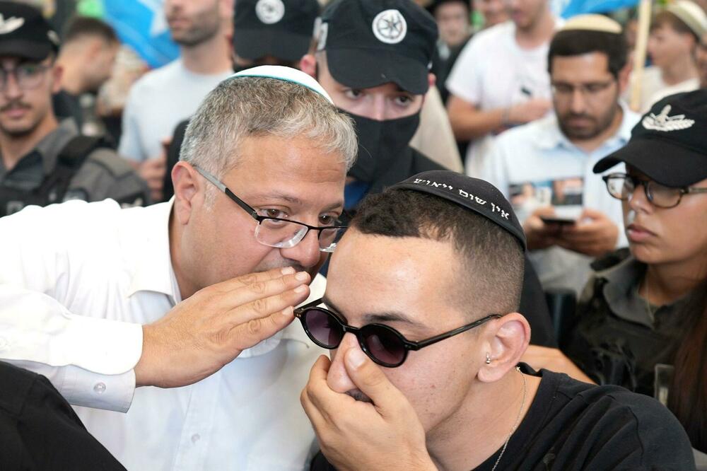 Ultradesničarski ministar Itamar Ben-Gvir (levo) ima značajnu podršku među izraelskom omladinom, Foto: BBC