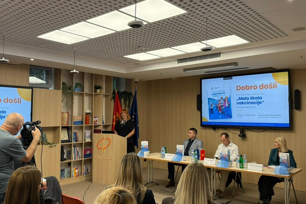Sa promocije knjige, Foto: CInMED