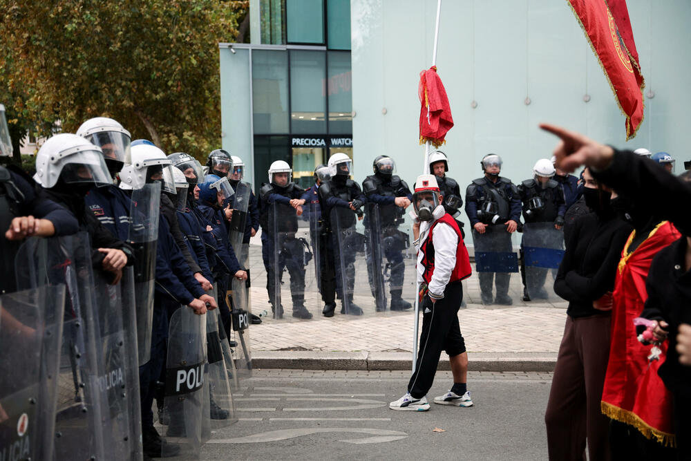 Sa protesta u Tirani