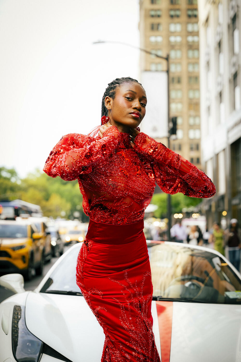 <p>Modna dizajnerka, Radojka Tepavac, za &ldquo;Vijesti&rdquo; prenosi utiske sa New York Fashion Week-a gdje je predstavila svoju kolekciju, a najavljuje i prikazivanje iste u dopunjenoj verziji na crnogorskoj Nedjelji mode</p>