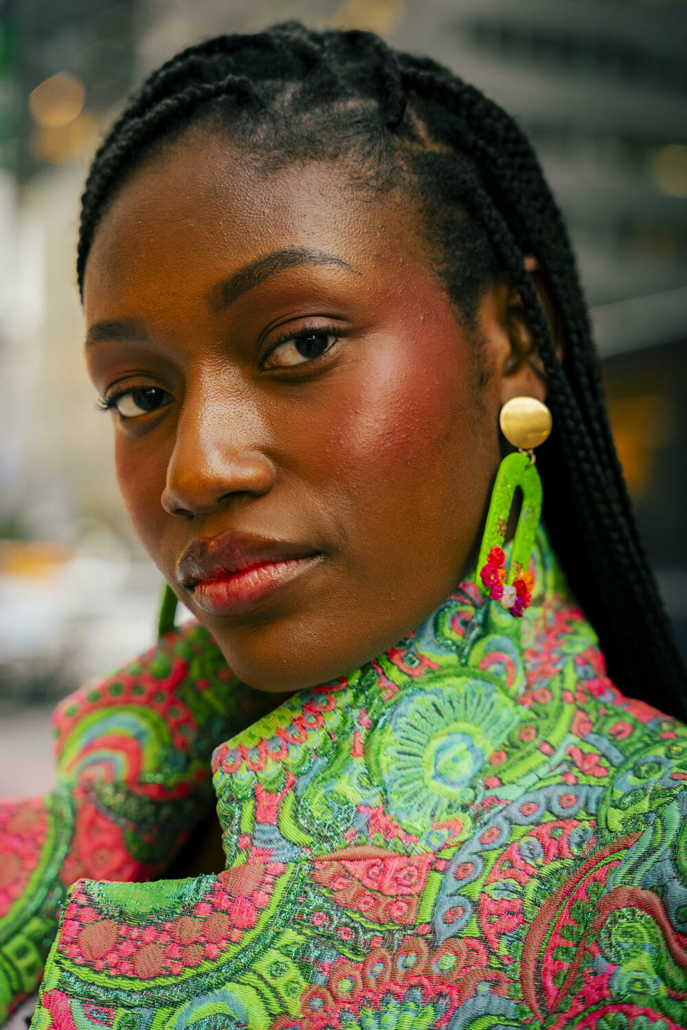 <p>Modna dizajnerka, Radojka Tepavac, za &ldquo;Vijesti&rdquo; prenosi utiske sa New York Fashion Week-a gdje je predstavila svoju kolekciju, a najavljuje i prikazivanje iste u dopunjenoj verziji na crnogorskoj Nedjelji mode</p>