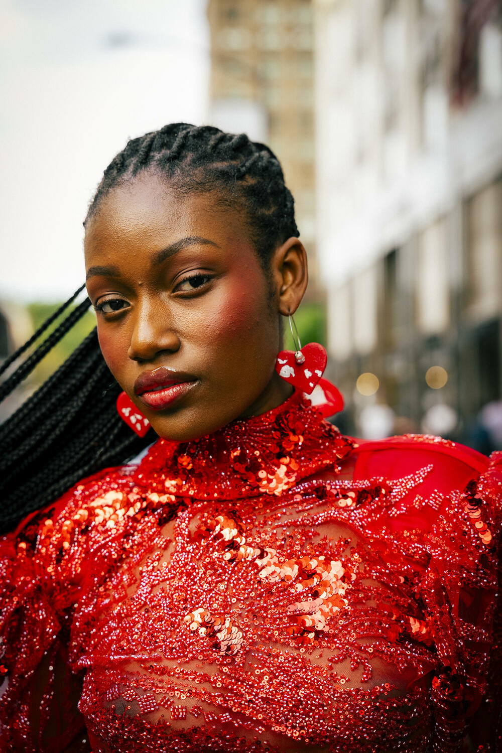 <p>Modna dizajnerka, Radojka Tepavac, za &ldquo;Vijesti&rdquo; prenosi utiske sa New York Fashion Week-a gdje je predstavila svoju kolekciju, a najavljuje i prikazivanje iste u dopunjenoj verziji na crnogorskoj Nedjelji mode</p>