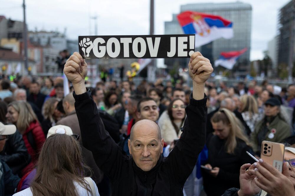 Iz protesta zbog tragedije u Novom Sadu nastao glavni izazivač vladajuće strukture: Pristalice Studentske liste, Foto: Uros Arsic