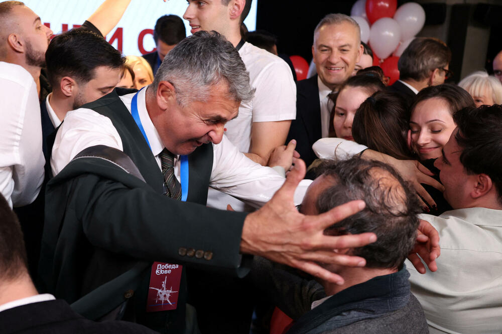 Slavlje Srdanovića u štabu Studentske liste, Foto: REUTERS
