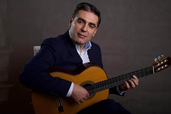 Gitara govori univerzalnim jezikom