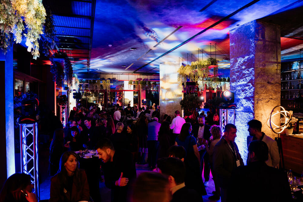 <p><em>Drugo izdanje Adriatic Film & TV Awards (AFA) svečano je otvoreno 23. oktobra na Žičari Kotor&ndash;Lovćen, koja je ugostila nominovane glumce, reditelje, producente, organizatore i partnere iz cijelog regiona. Kao jedan od sponzora i domaćin otvaranja, Kotor Cable Car podržao je događaj koji je nastavljen svečanom dodjelom nagrada u Porto Montenegru u Tivtu.</em></p>